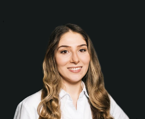 Zahnärztin Elif Basak